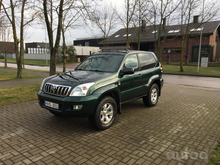 Toyota Land Cruiser Prado J120 SUV 3-doors