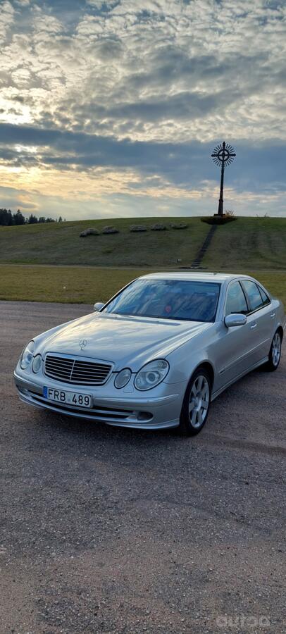 Mercedes-Benz E-Class W211 Sedan