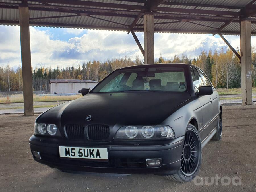 BMW 5 Series E39 Sedan 4-doors