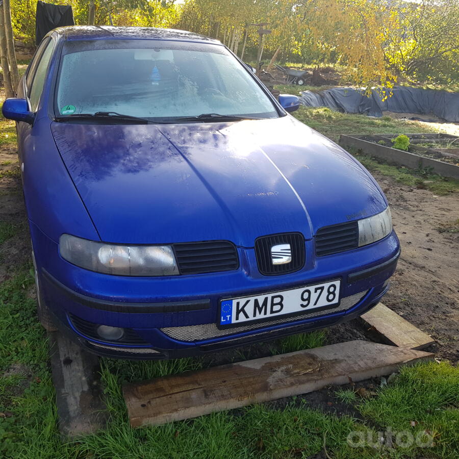 SEAT Toledo 2 generation Sedan