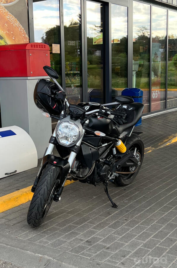 Ducati Monster