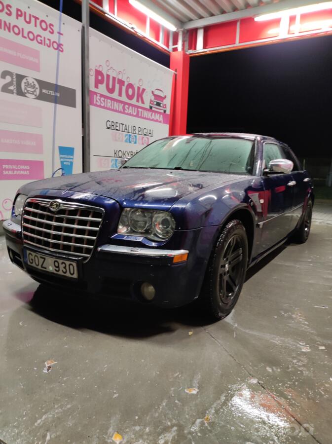 Chrysler 300C 1 generation Sedan 4-doors