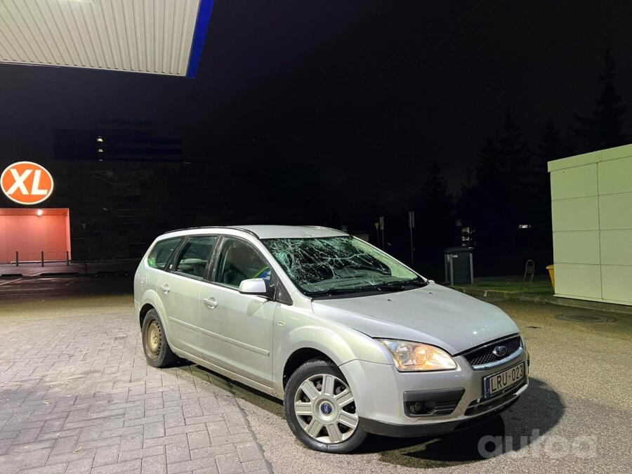 Ford Focus 2 generation wagon 5-doors