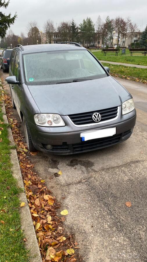 Volkswagen Touran 1 generation Minivan