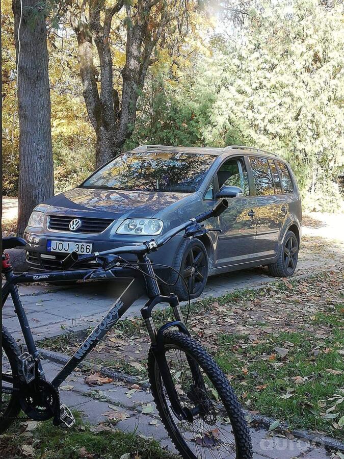 Volkswagen Touran 1 generation Minivan
