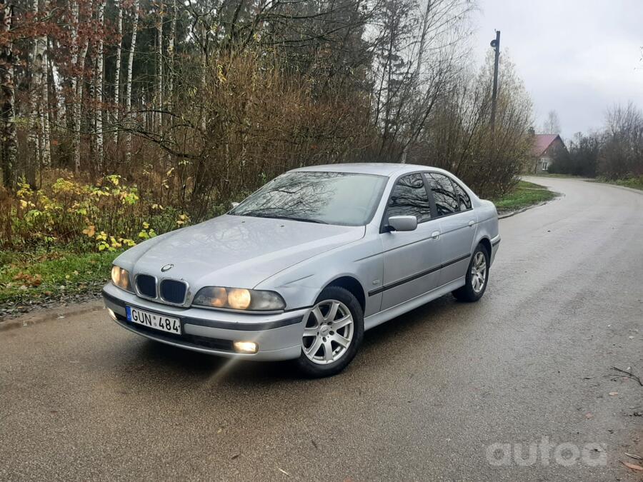 BMW 5 Series E39 Sedan 4-doors