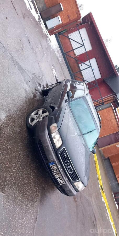Audi A6 A4/C4 wagon