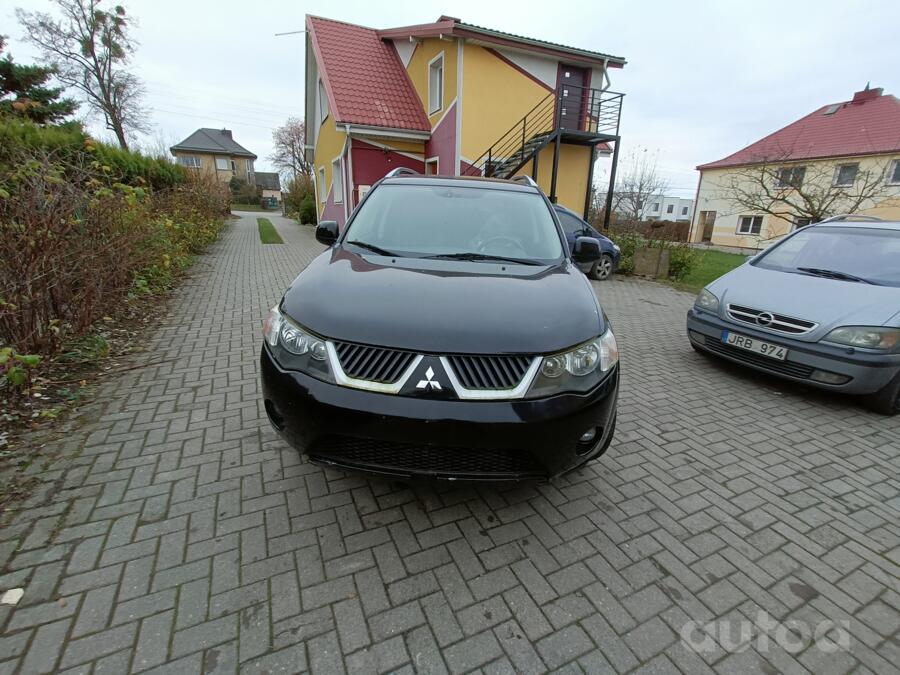 Mitsubishi Outlander 2 generation