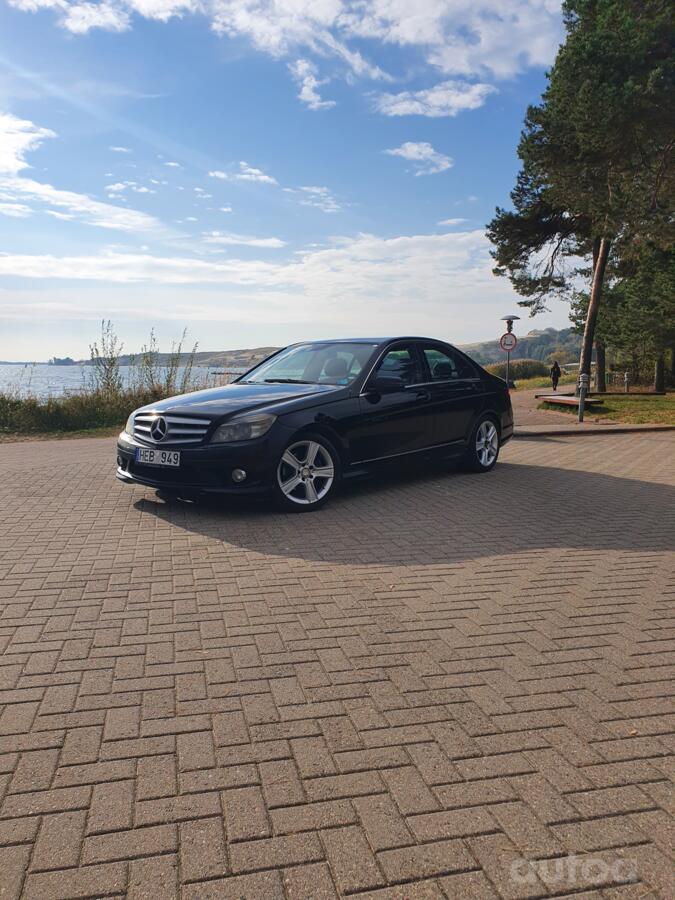 Mercedes-Benz C-Class W204/S204 Sedan