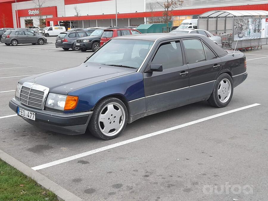 Mercedes-Benz W124 1 generation
