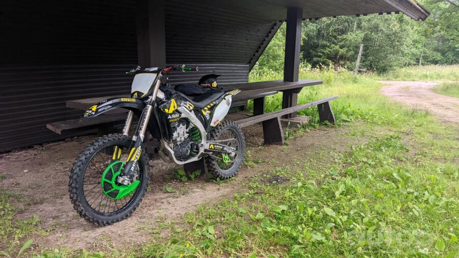 Kawasaki KX