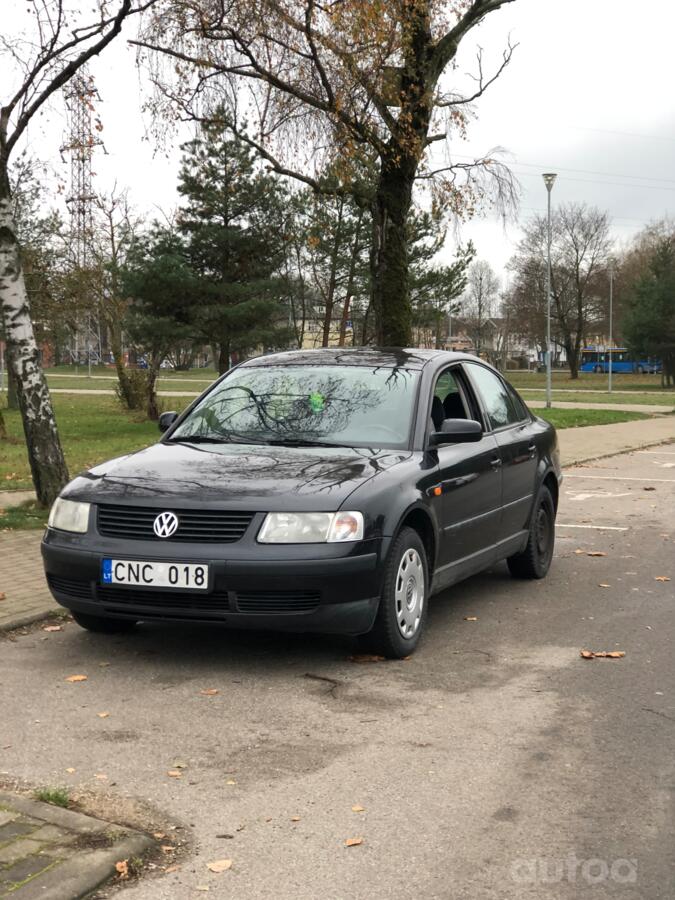 Volkswagen Passat B5 Sedan 4-doors