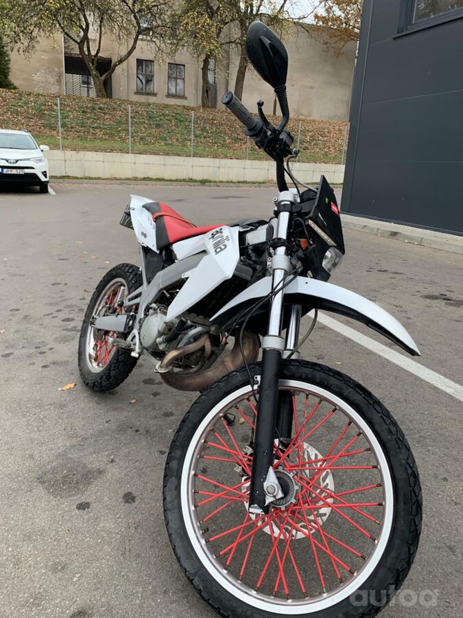Aprilia SX