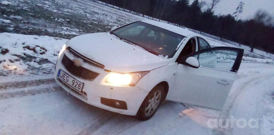 Chevrolet Cruze J300 Sedan