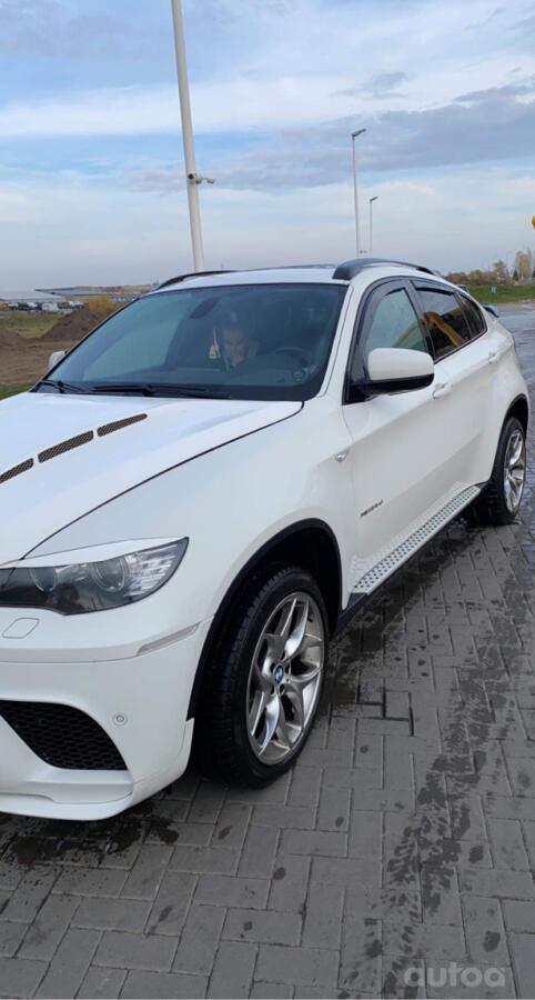 BMW X6 E71/E72 Sports Activity Coupe crossover