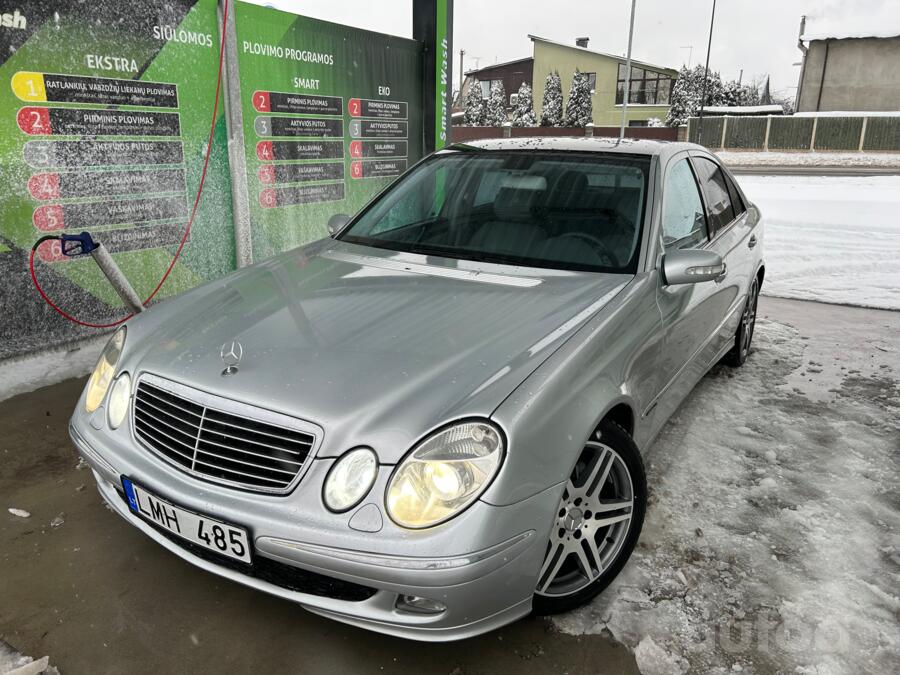 Mercedes-Benz E-Class W211 Sedan