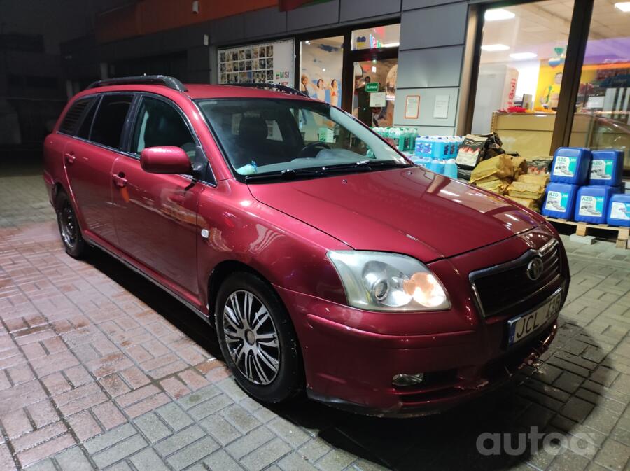 Toyota Avensis 2 generation wagon