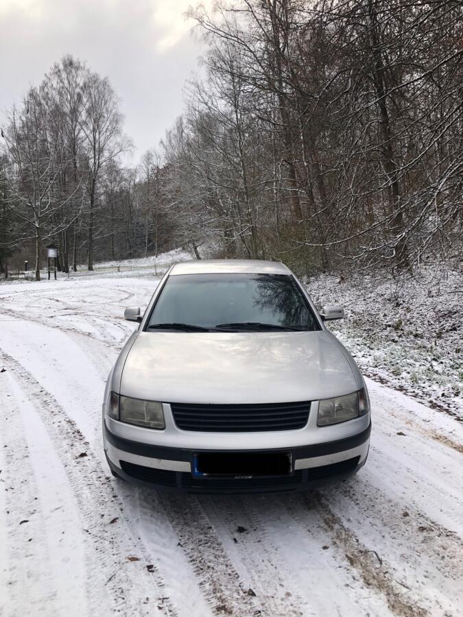 Volkswagen Passat B5 Sedan 4-doors