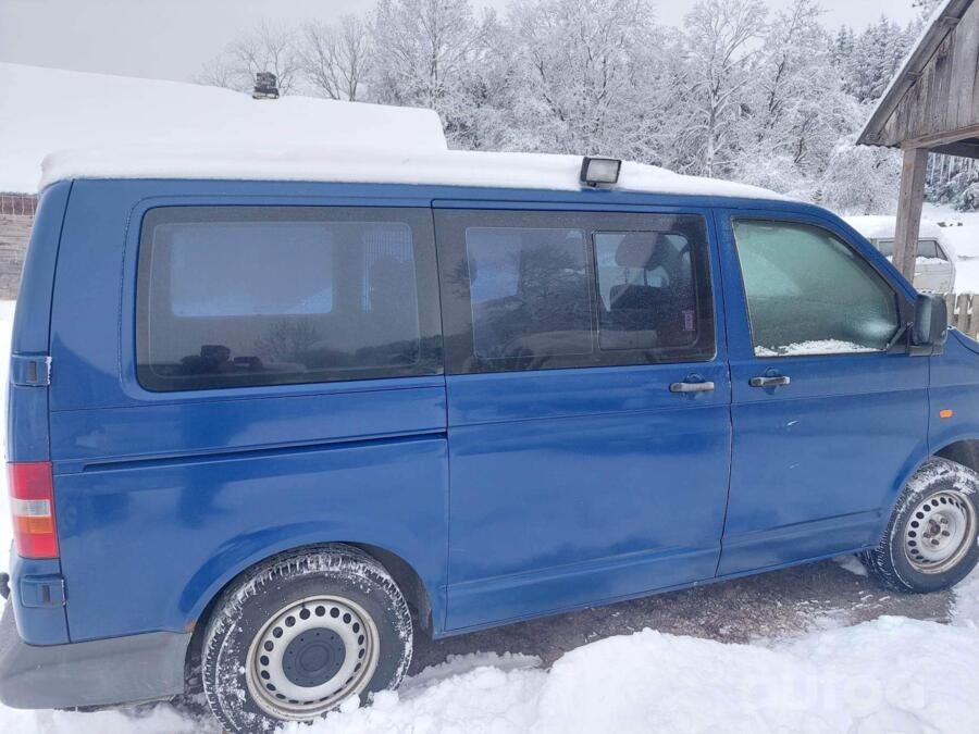 Volkswagen Transporter T5 Minivan 4-doors