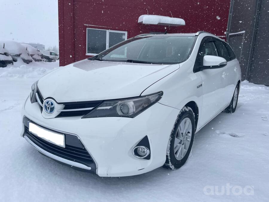 Toyota Auris 2 generation Touring Sports Hybrid wagon 5-doors