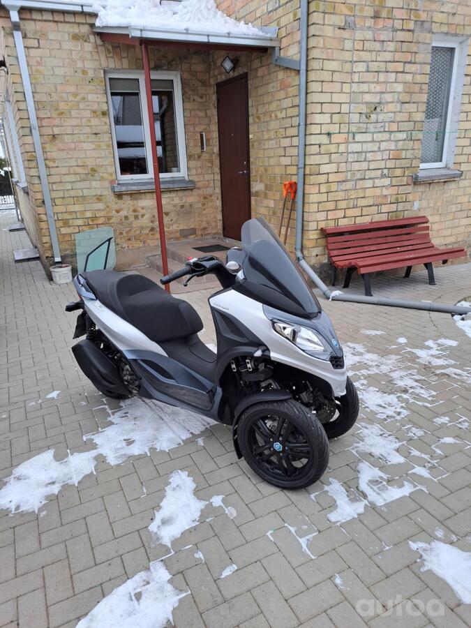 Piaggio MP3