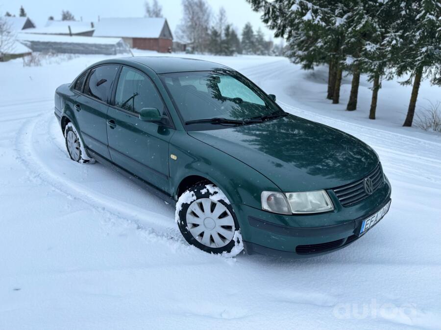 Volkswagen Passat B5 Sedan 4-doors