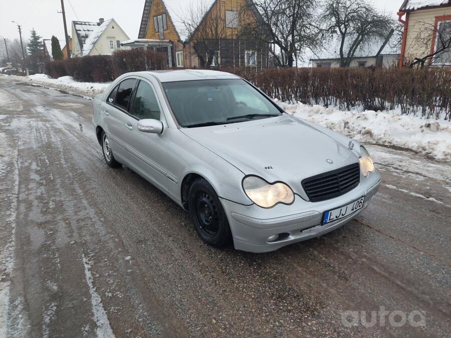 Mercedes-Benz C-Class W203/S203/CL203 Sedan 4-doors