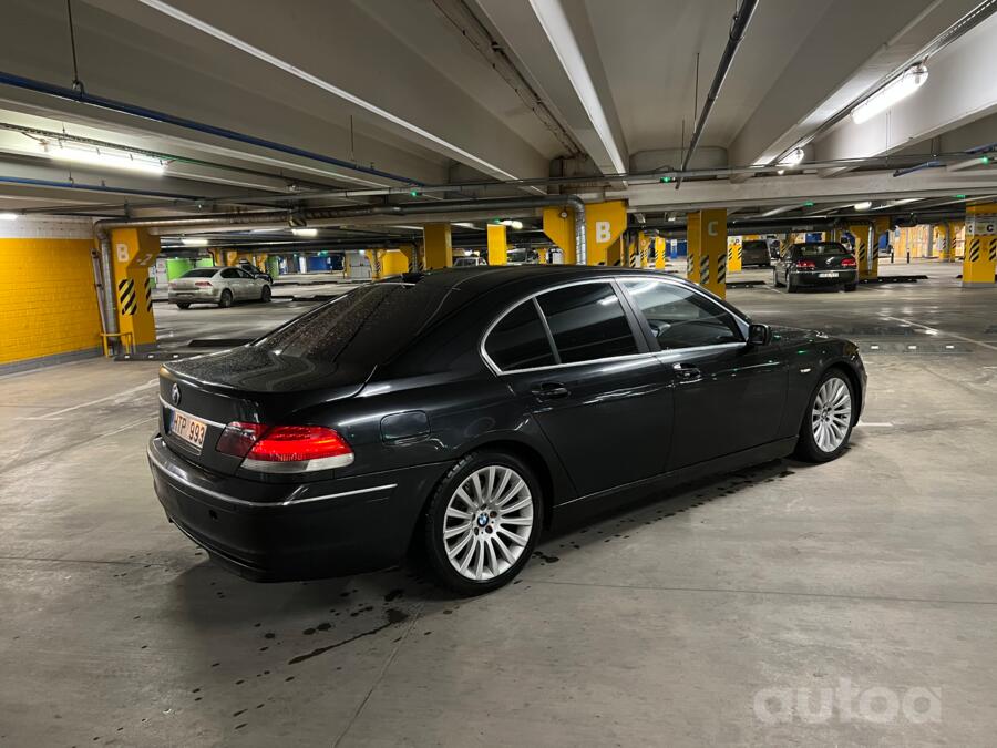 BMW 7 Series E65/E66 Sedan 4-doors