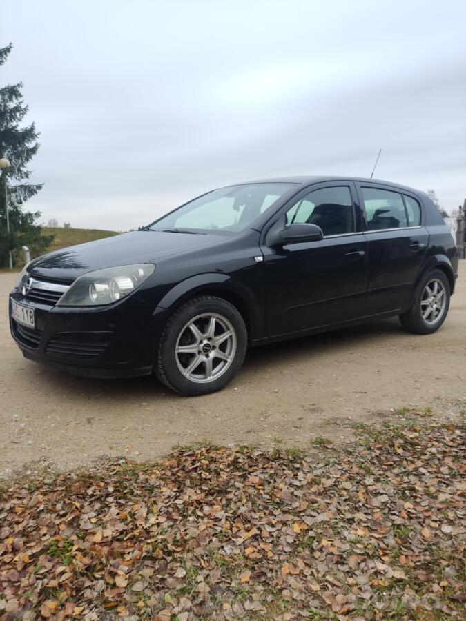 Opel Astra H Hatchback