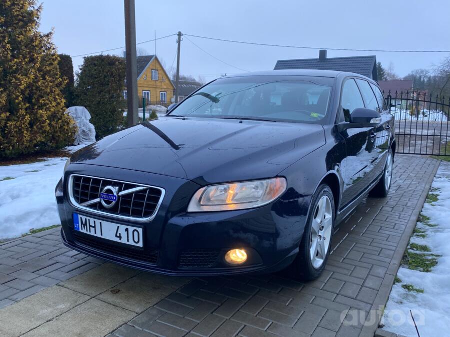 Volvo V70 3 generation wagon