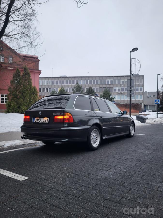 BMW 5 Series E39 Touring wagon