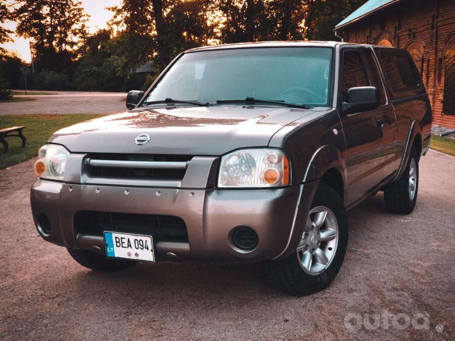Nissan Frontier 1 generation King Cab pickup 2-doors