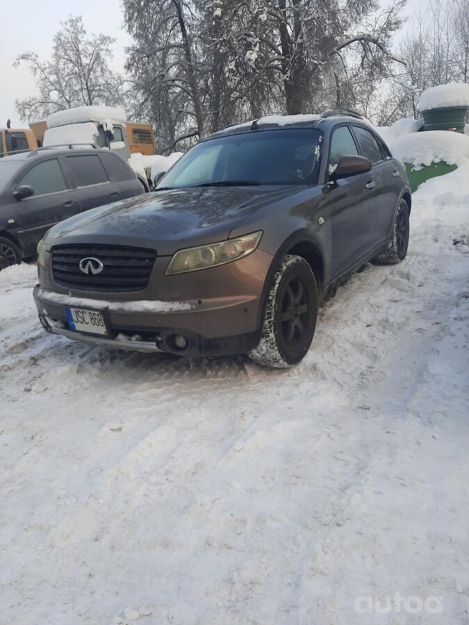 Infiniti FX 1 generation