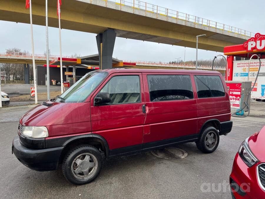 Volkswagen Caravelle T4 Minivan