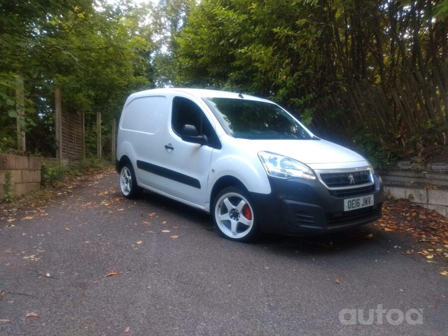 Peugeot Partner 2 generation [2th restyling] Tepee minivan