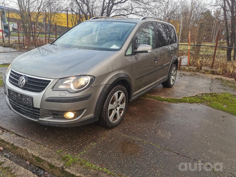 Volkswagen Touran 1 generation [restyling] Cross minivan 5-doors