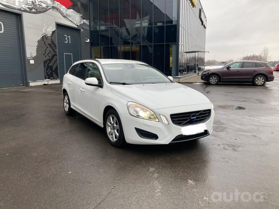 Volvo V60 1 generation wagon