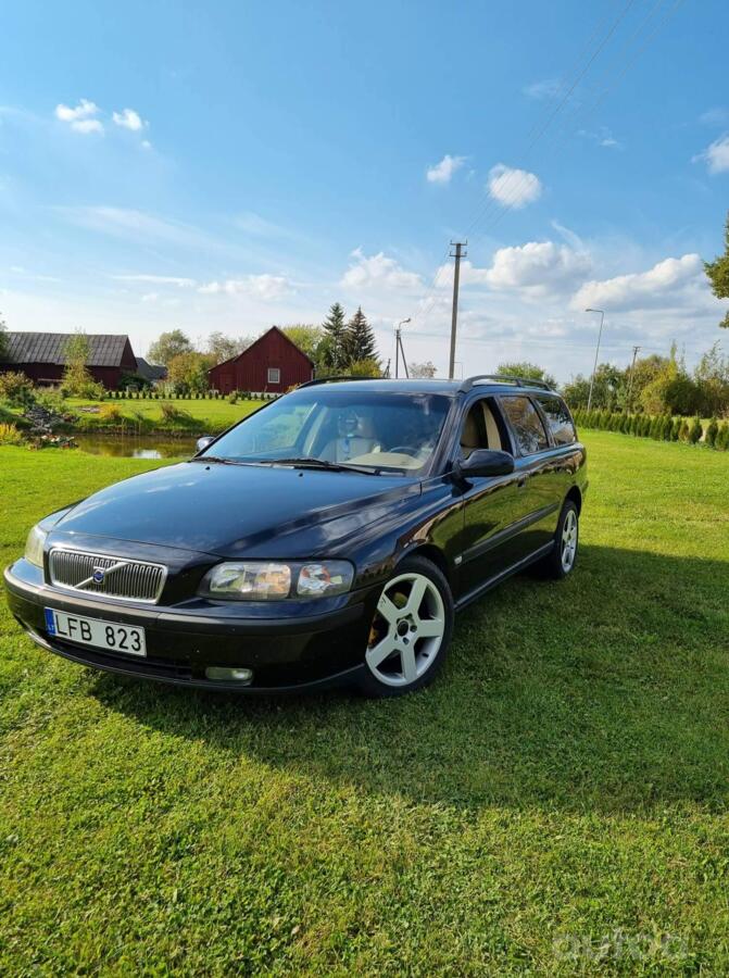 Volvo V70 2 generation R wagon 5-doors