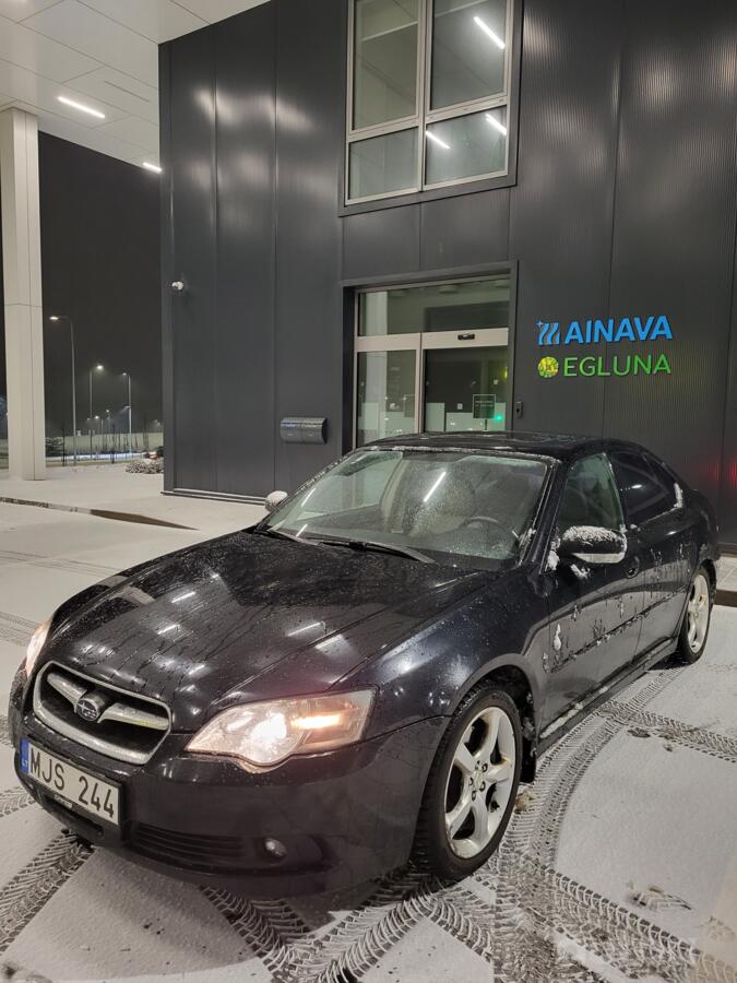 Subaru Legacy 4 generation Sedan