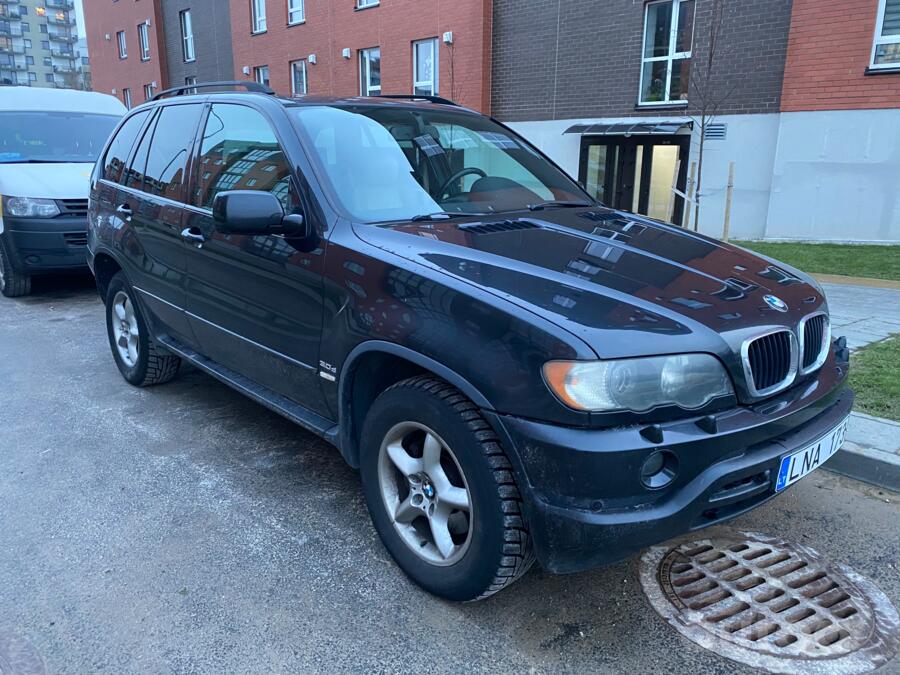 BMW X5 E53 Crossover