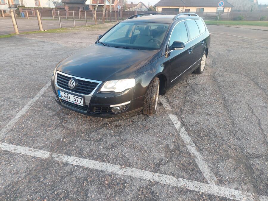 Volkswagen Passat B6 wagon 5-doors