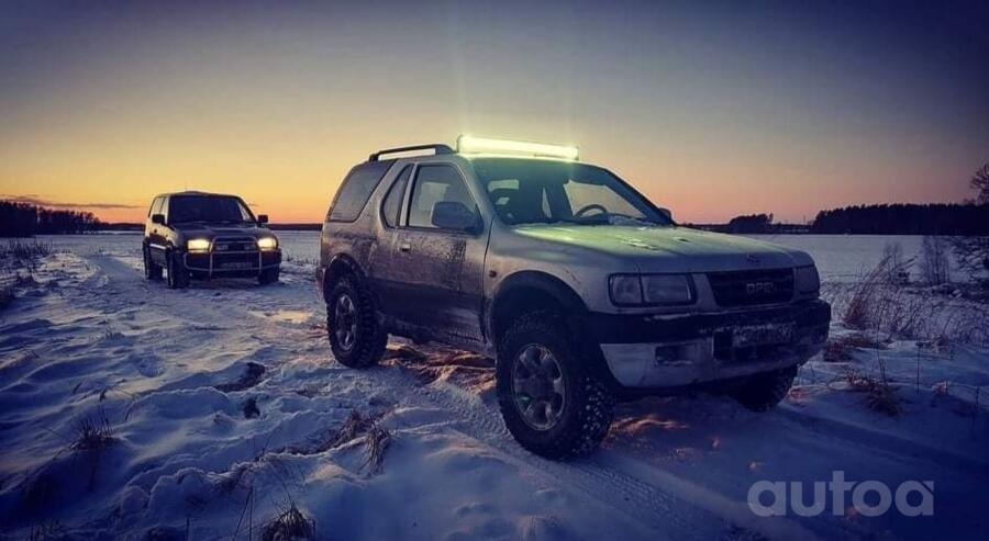 Opel Frontera B Sport SUV 3-doors