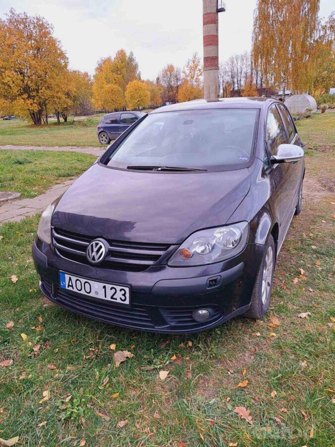 Volkswagen Golf Plus 1 generation