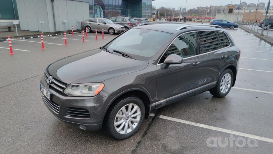 Volkswagen Touareg 2 generation Crossover