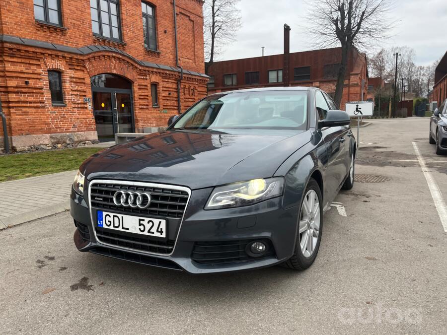 Audi A4 B8/8K Sedan 4-doors