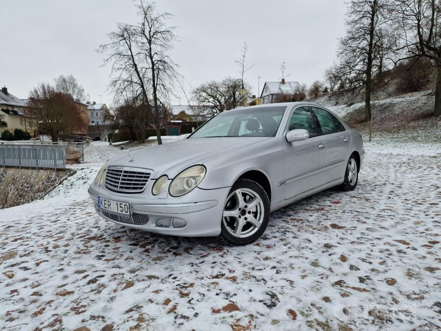 Mercedes-Benz E-Class W211 Sedan