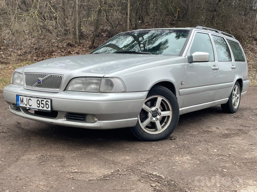 Volvo V70 1 generation R wagon 5-doors