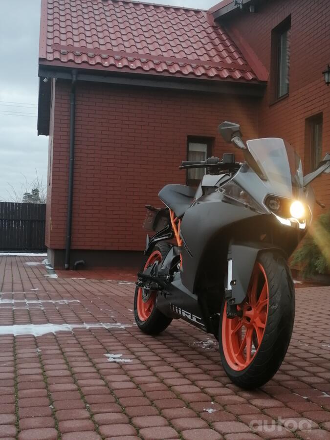 KTM RC