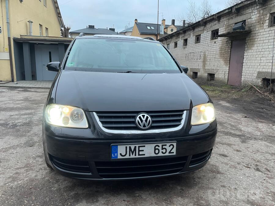 Volkswagen Touran 1 generation Minivan