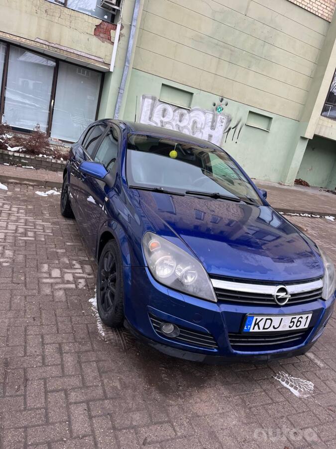 Opel Astra H Hatchback